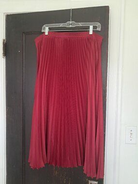 A New Day red pleated midi skirt XXL